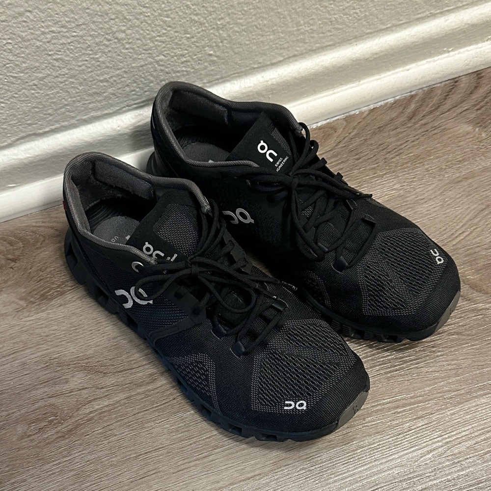 ON clouds running shoes